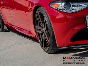 Alfa Romeo Giulia Side Skirts - Carbon Fiber - Estremo Alfa Romeo Giulia Side Skirts - Carbon Fiber - Estremo